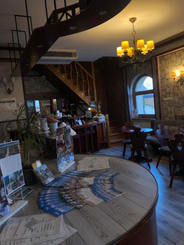 Lobby, Kenguru Panzio es Csarda in Hodmezovasarhely