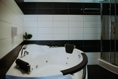 Létesítmények, Hotel Select in Nagyszeben városközpont