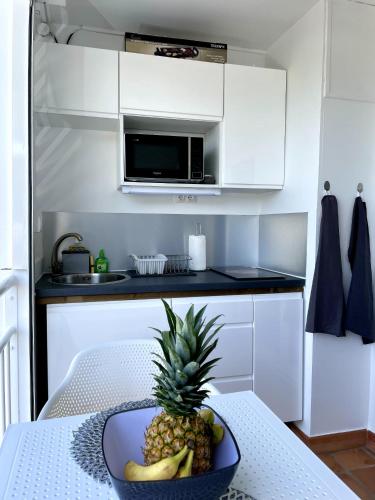 кухня, Chez Valérie et Pascal (Chez Valerie et Pascal) in Ла Трініте