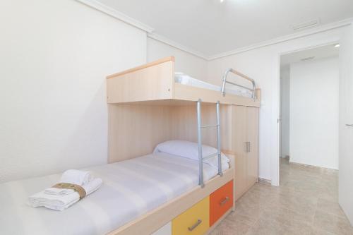  Global Properties, Las dachas 1 - Apartamento en primera línea de playa in Canet de Berenguer