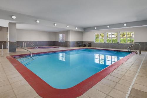Residence Inn by Marriott Palmdale - image 13
