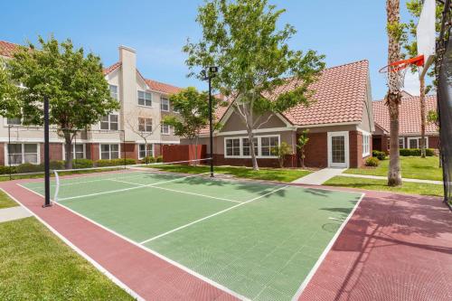 Residence Inn by Marriott Palmdale - image 12