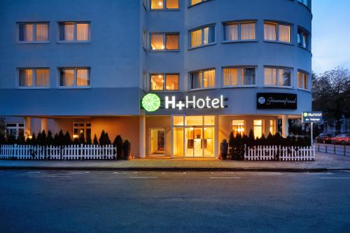 H+ Hotel Darmstadt - image 11