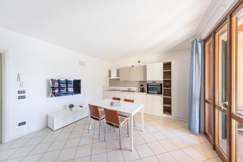  Le Terrazze PT36 by Wonderful Italy in Toscolano-Maderno