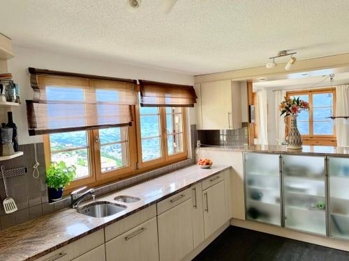  Chalet an sonniger aussichtsreicher Lage in Mund