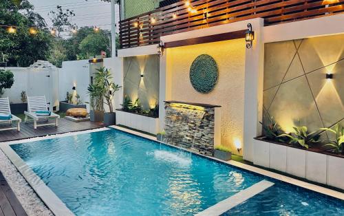 8 Plus Motels, Negombo