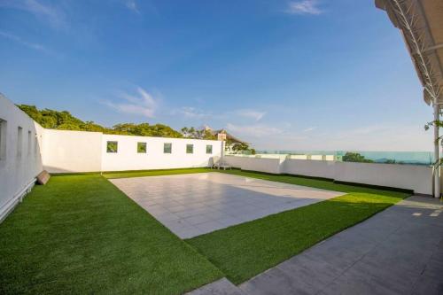 New! Bamboo Executive (Pool & Restaurant) New! Bamboo Executive (Pool & Restaurant)