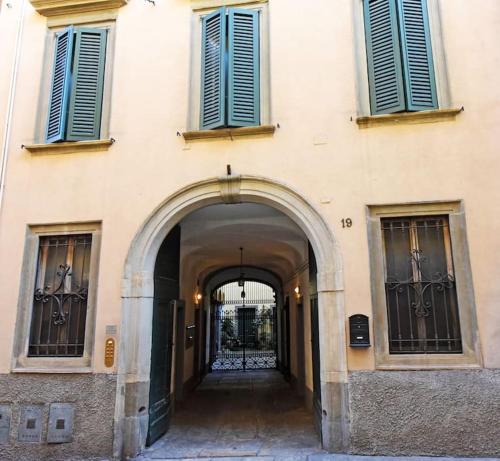 Joyful apartment in a building from the 1700s, Bergamo (photo 3)