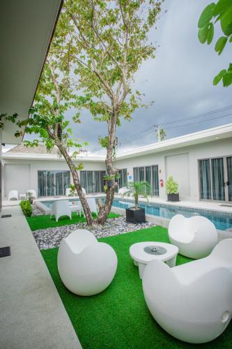 Areeca luxury pool villa