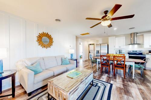 Town of Rehoboth Beach - 20485 Lincoln St. Unit 4