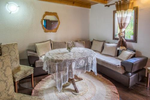 House Jaksic in Pošćenski Kraj