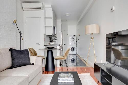 Gorgeous W Village 1BR w WD nr 1 PATH NYC-740, New York (fotografie 3)