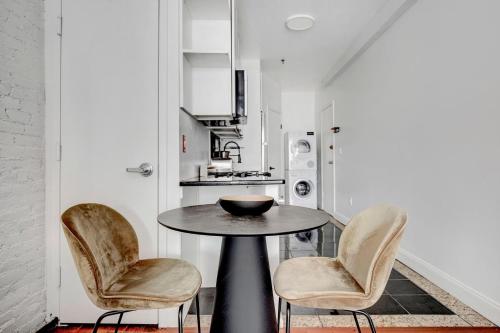 Gorgeous W Village 1BR w WD nr 1 PATH NYC-740, New York (fotografie 4)