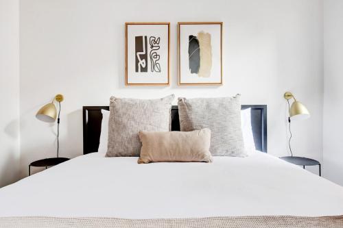 Gorgeous W Village 1BR w WD nr 1 PATH NYC-740, New York (fotografie 8)