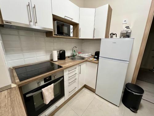 Vörösmarty apartmanház