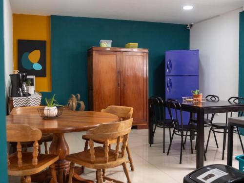 Kitchen, Lolas Hostal Hab. doble (bano privado) in Catedral