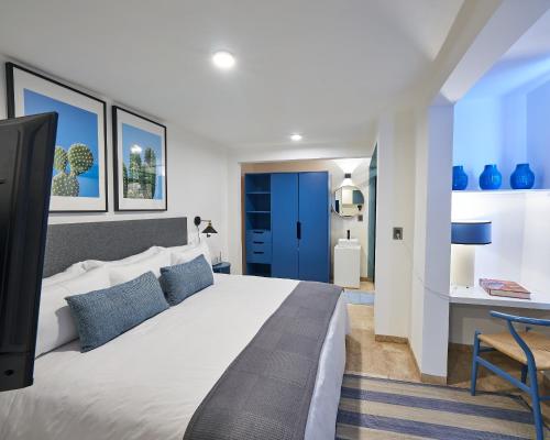 AmazINN Places La Condesa Roma