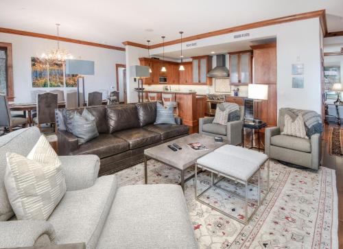 Hummingbird C102 Condo in Beaver Creek, USA