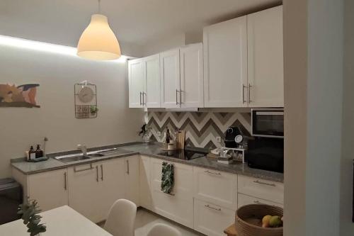 Kitchen, Areia StayInn Beach Apartment in Árvore