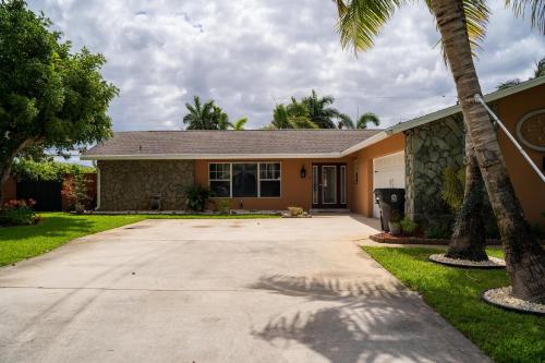Kilátás, Mt Irvine Luxe Pool Cottage/Close to Beach and Equestrian in Greenacres City (FL)