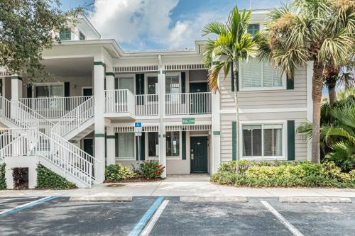 Greenlinks at Lely Luxury White Orchid Fully Renovated Modern 1st floor 3bdr Golf Resort Villa, Naples (Foto 2)