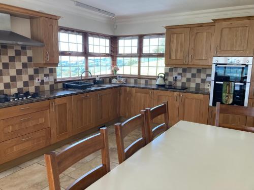 köök, Hillhead Country Retreat in Ballyroney