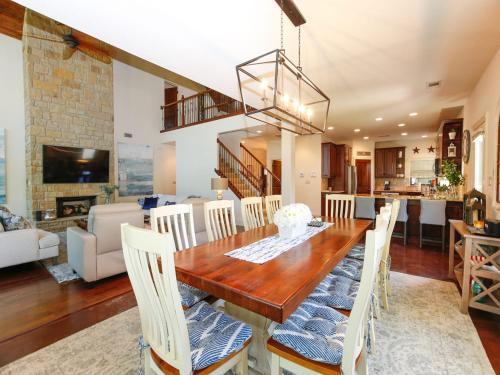 Lake LBJ Waterfront House w/ Private Boat Slip Swimming Area with Steps to the lake - image 11