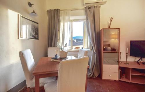 1 Bedroom Awesome Apartment In Lucca