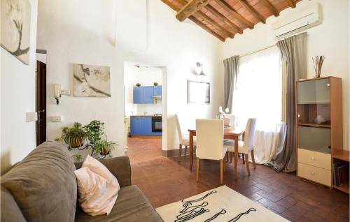 1 Bedroom Awesome Apartment In Lucca