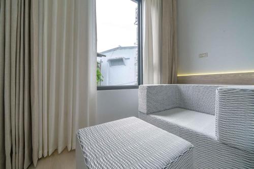 放慢3館 近山左民宿 6-12人, 只接一組客人, 按人數開放房間 放慢3館 近山左民宿 6-12人, 只接一組客人, 按人數開放房間