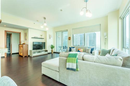 Dubai Marina Apartment with Sea view, Pool and Gym, Dubaj (zdjęcie 4)