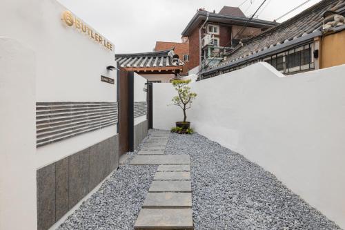 Luxury Hanok Stay Warm Hearth - East, Seoul (photo 8)