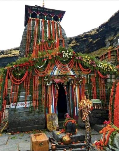 Vaade, Bajwal Home-Stay & Guest-House in Duggal Bittha