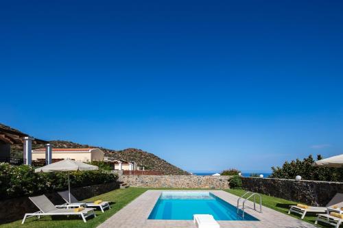 Real Dream Villas, Cretan Gems with SeaViews, By ThinkVilla 3