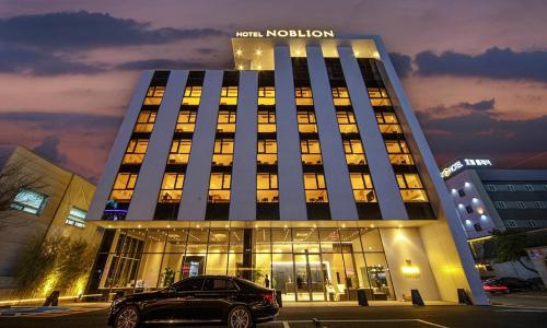 Pohang Hotel Noblion · Yŏnil