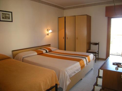 Hotel Continental - image 3
