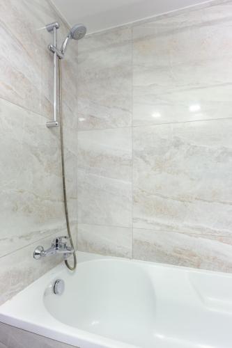 Livadhiotis City Hotel - image 4
