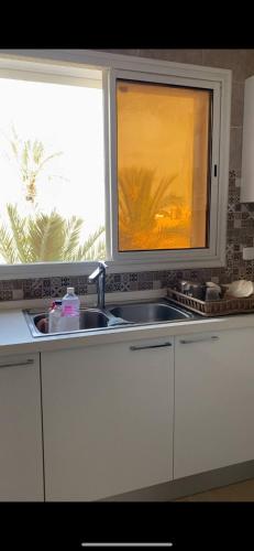 Skats, Appartement T3 proche de la Plage ! in Hassi El Jerbi