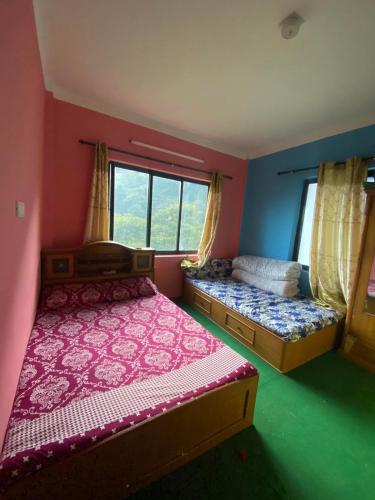Hill Side Homestay