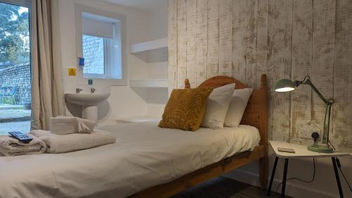 Dover Town Rooms - image 6