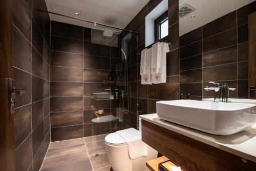 508325301 The Dream Suite
