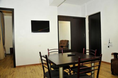 Palvelut, Alma-Ata Hotel in Borjomi