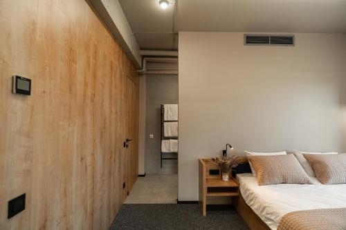 1 king bed