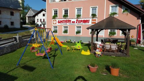. Guesthouse Pri Županu