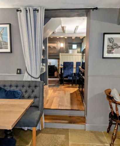 The Keepers Arms - image 7