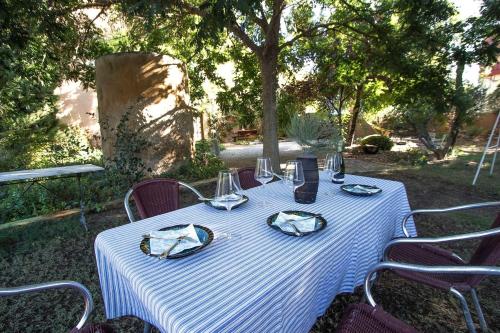 Catalunya Casas Rustic Vibes Villa with private pool 12km to beach