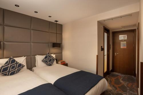 The Chilworth London Paddington - image 3