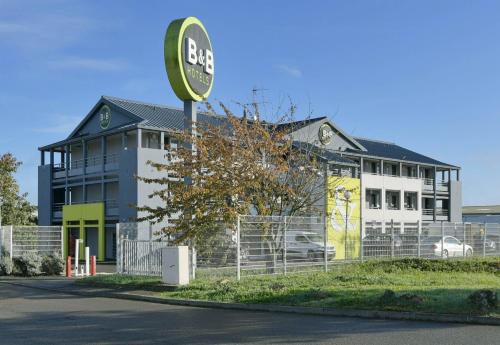 . B&B HOTEL Le Mans Sud