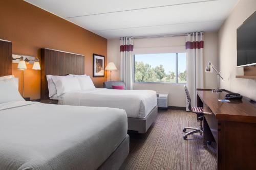 3 double beds