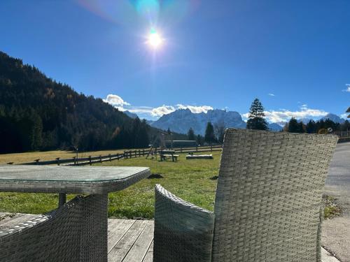 Ferienwohnung Defreggerhof, Pension in Winklern